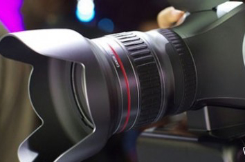 佳能或在明年初推出消费级4K摄像机XC10